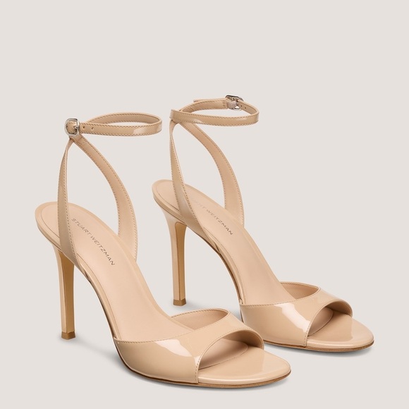 Stuart Weitzman Beige Jones II Beige Patent Leather Heel Sandal size 9.5